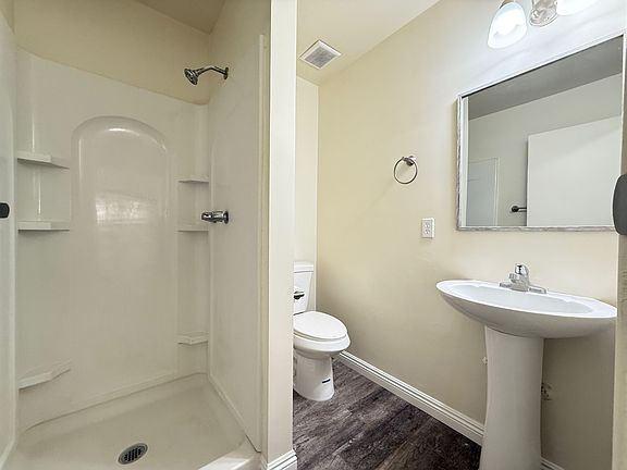 5th image of 1353 N Pennsylvania Ave #1347