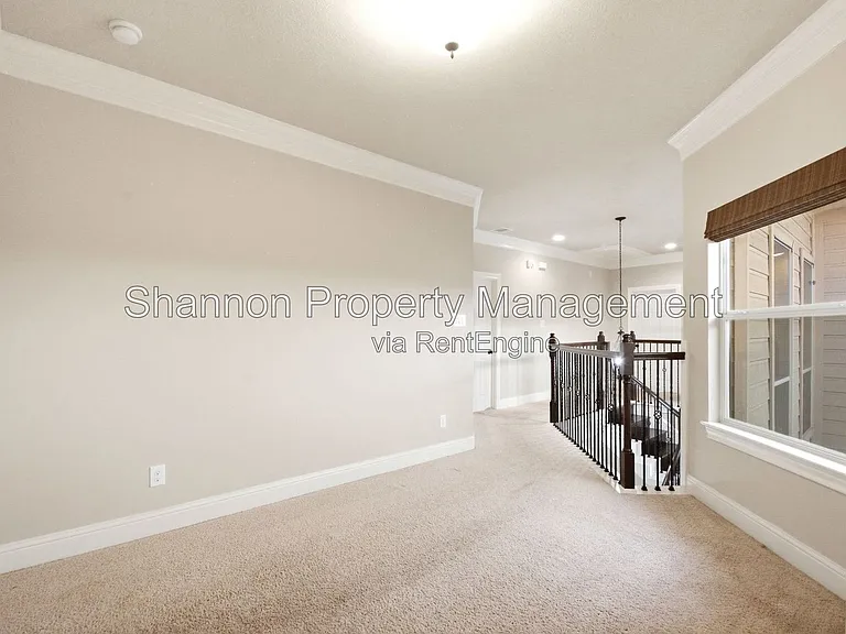 5642 Petty St #A — Photo 13