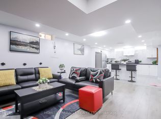 1301 Apollo St, Oshawa, ON L1K3E6