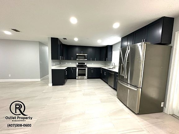 4th image of 2432 NE 28th St #0
