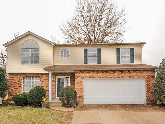 2nd image of 6948 Lake Park Cir