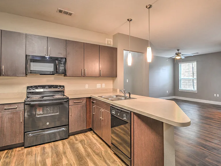 Vista Pointe at Wild Pine — Photo 12