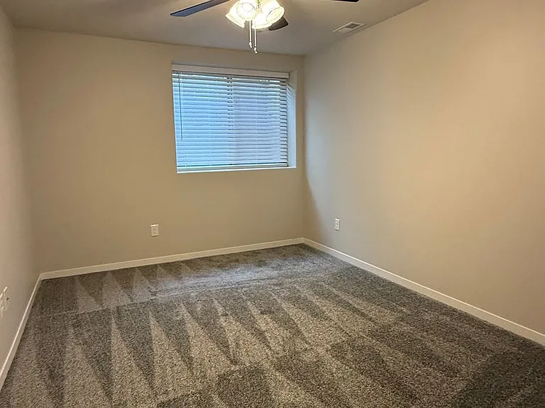 7004 Claystone Dr — Photo 17