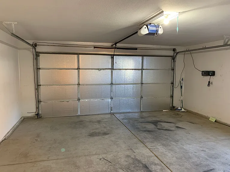 2088 Marilyn Dr — Photo 22