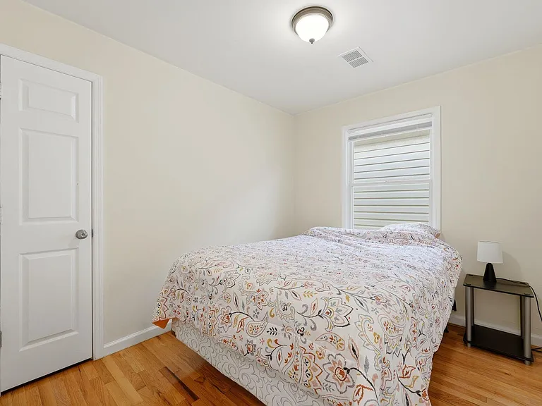 499 Ocean Ave #2 — Photo 8