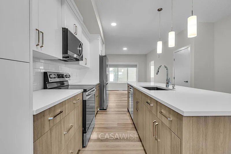 3 bed, 2.5 bath, 1440 sqft, $2,225 — Photo 2
