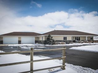 22 Gloria Ln, Cody, WY 82414