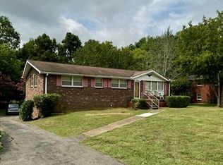 1614 Shady Cir, Lebanon, TN 37087