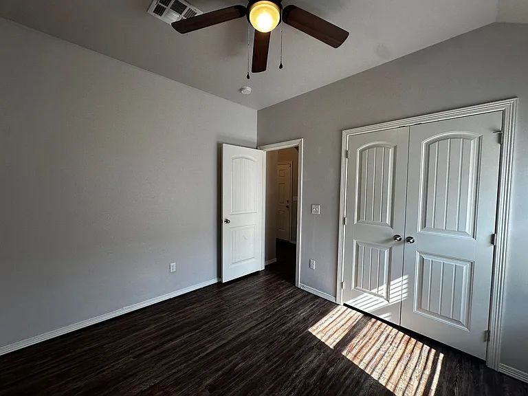 2316 Alta Vista Ln — Photo 30