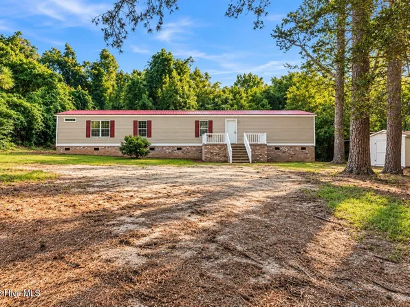 1216 Roberdel Road, Rockingham, NC 28379