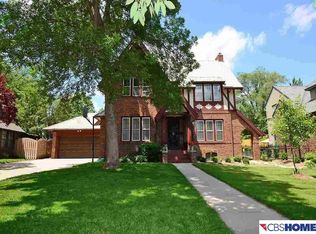 5404 Nicholas St, Omaha, NE 68132