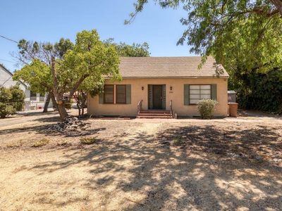 260 E Las Palmas Ave, Patterson, CA, 95363