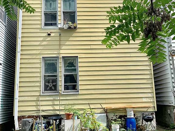3rd image of 345 Union St