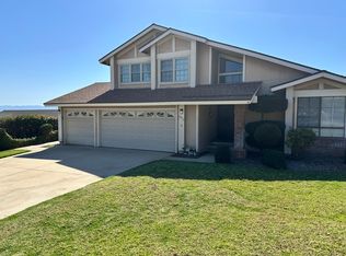 5975 Helmcrest Dr, Riverside, CA 92509