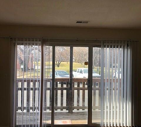 3rd image of 4212 Clark Ave APT 204