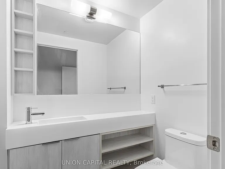 8 Wellesley St W #1007 — Photo 17