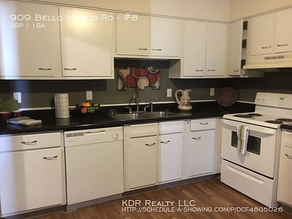 5th image of 909 Bello Mondo Dr APT 8