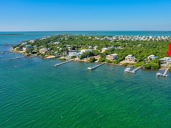 3rd image of 451 E Shore Dr