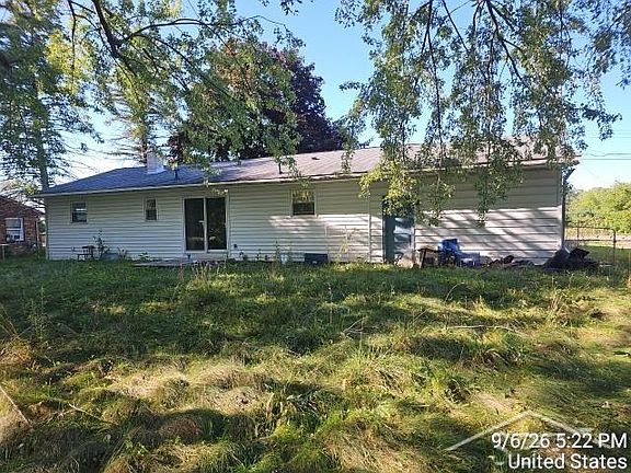 2nd image of 1720 Iowa Ave