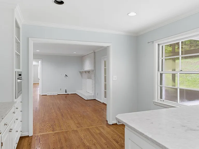 5724 Knob Rd — Photo 16