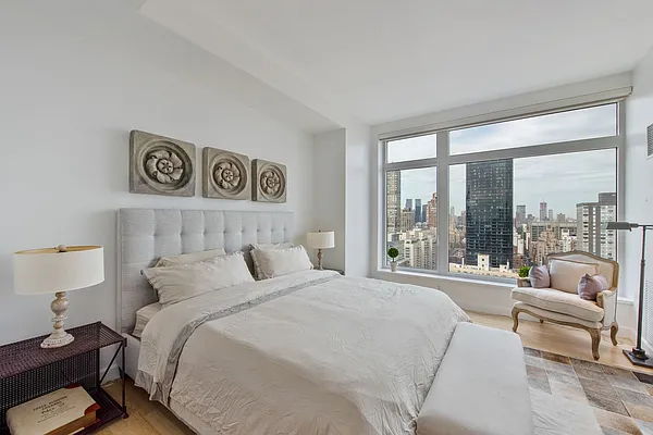 Rented by Compass | media 23