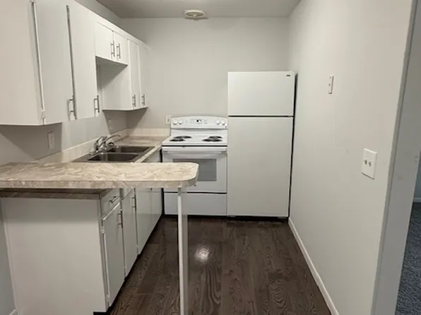 11 N Riley St, Kansas City, MO 64119