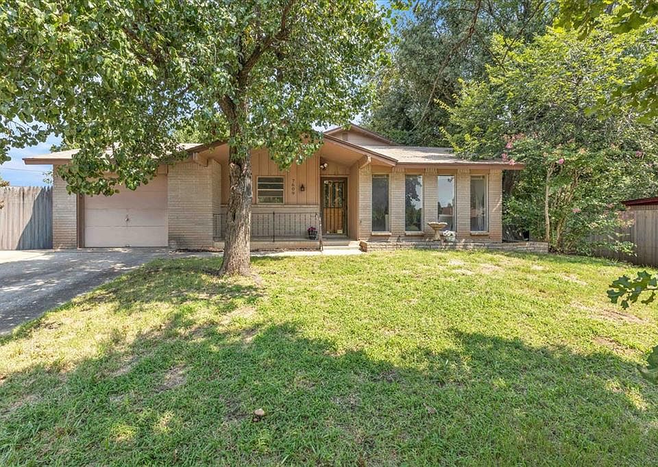 1st image of 7609 NW 14th St