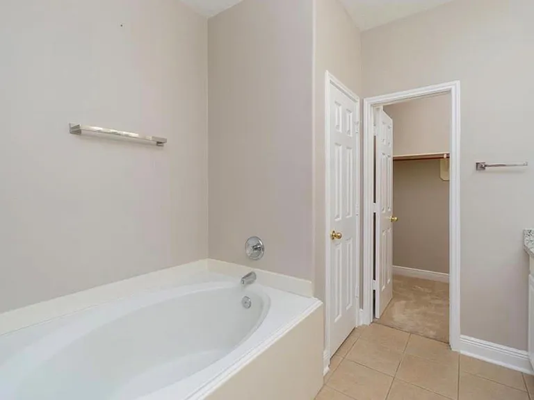 1408 S Friendswood Dr #205 — Photo 11