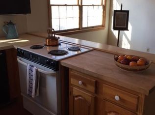 23 Oldwood Rd ##, Pt Washington, NY 11050