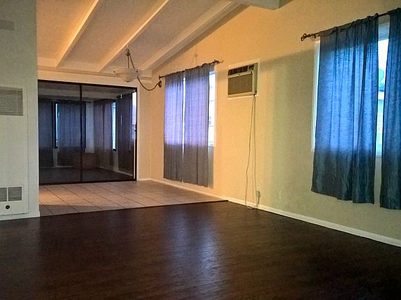 2nd image of 906 Brightview Dr