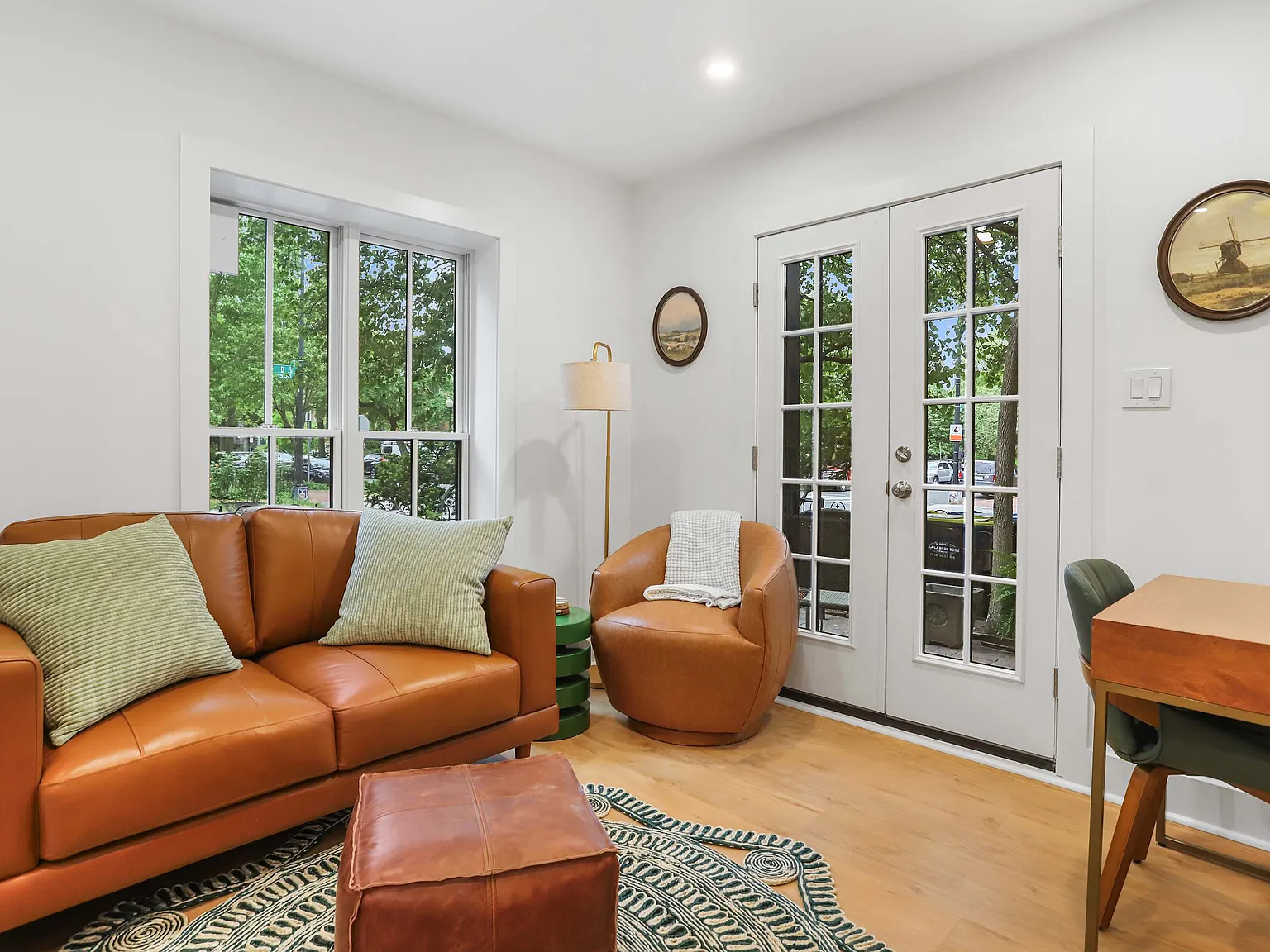 1 bed, 450 sqft, $3,990 — Photo 2