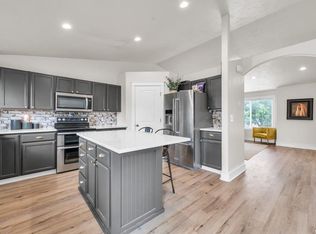 1363 W 2350 S, Woods Cross, UT 84087