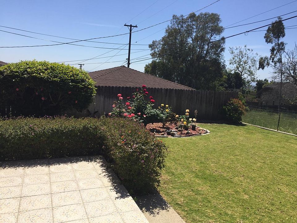 1st image of 381 Shamrock Dr