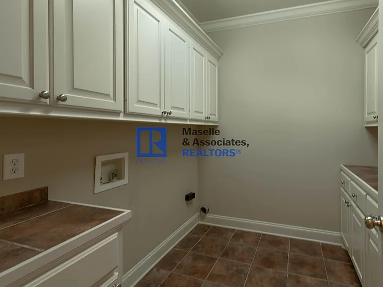 125 Mason Way — Photo 34