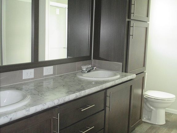 5th image of 16557 Menorca Dr