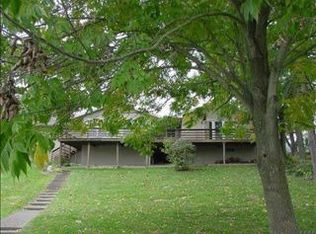1080 Locust Dr, Martinsville, IN