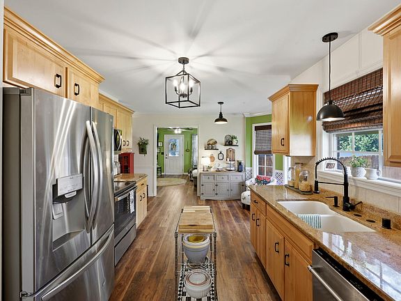 2nd image of 105 Wild Cherry Way