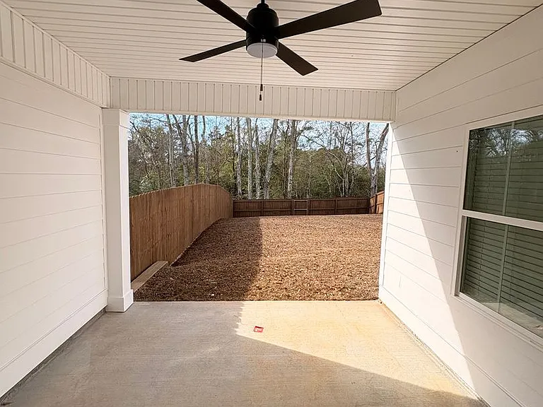 110 Alva Ct — Photo 15