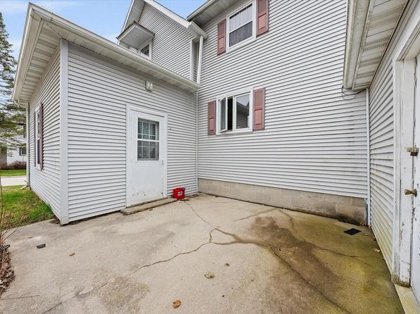 324 Park STREET, Plymouth, WI 53073