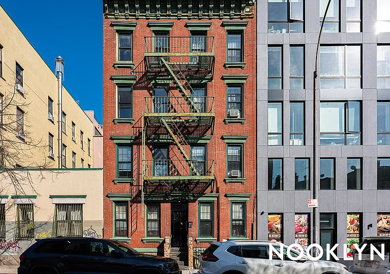 194 Humboldt St #4L — Photo 6