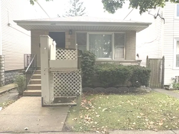 4426 S Maplewood Ave, Chicago, IL 60632