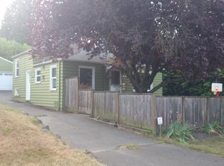 9228 Phinney Ave N, Seattle, WA 98103