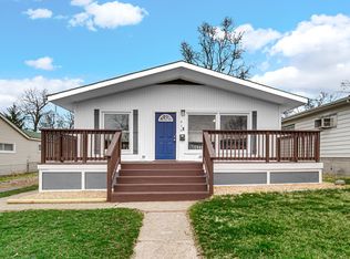 416 Tyler Ave, Hobart, IN 46342