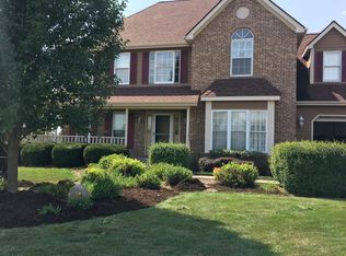 2S898 Volintine Farm Rd, Batavia, IL 60510