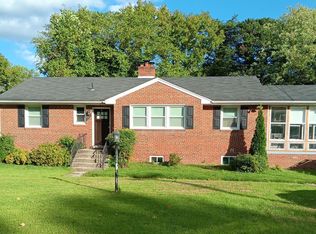 4817 Henderson Rd, Temple Hills, MD 20748