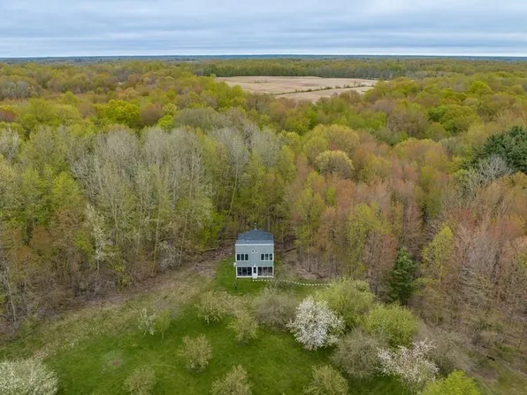 1961 Camp Madron Rd #35, Buchanan, MI 49107
