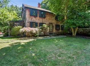 201 Hattertown Rd, Newtown, CT 06470