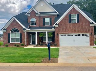 415 Chippendale Ln, Boiling Springs, SC 29316