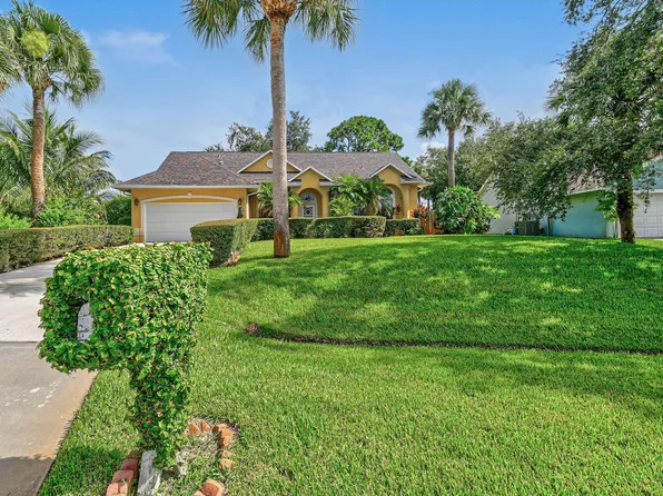 1791 SW Ruiz Terrace, Port St Lucie, FL 34953