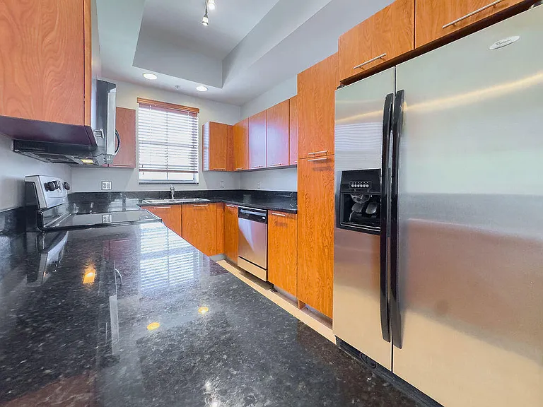 2313 Vintage Dr — Photo 9
